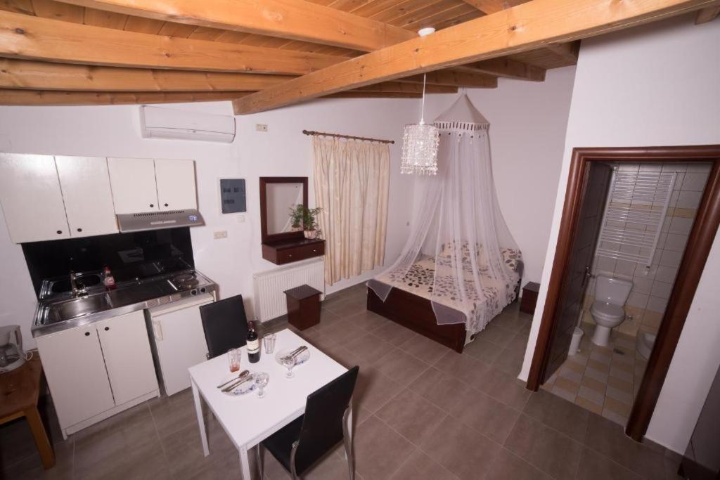 Bodikos Apartments 皮特斯迪亚 外观 照片