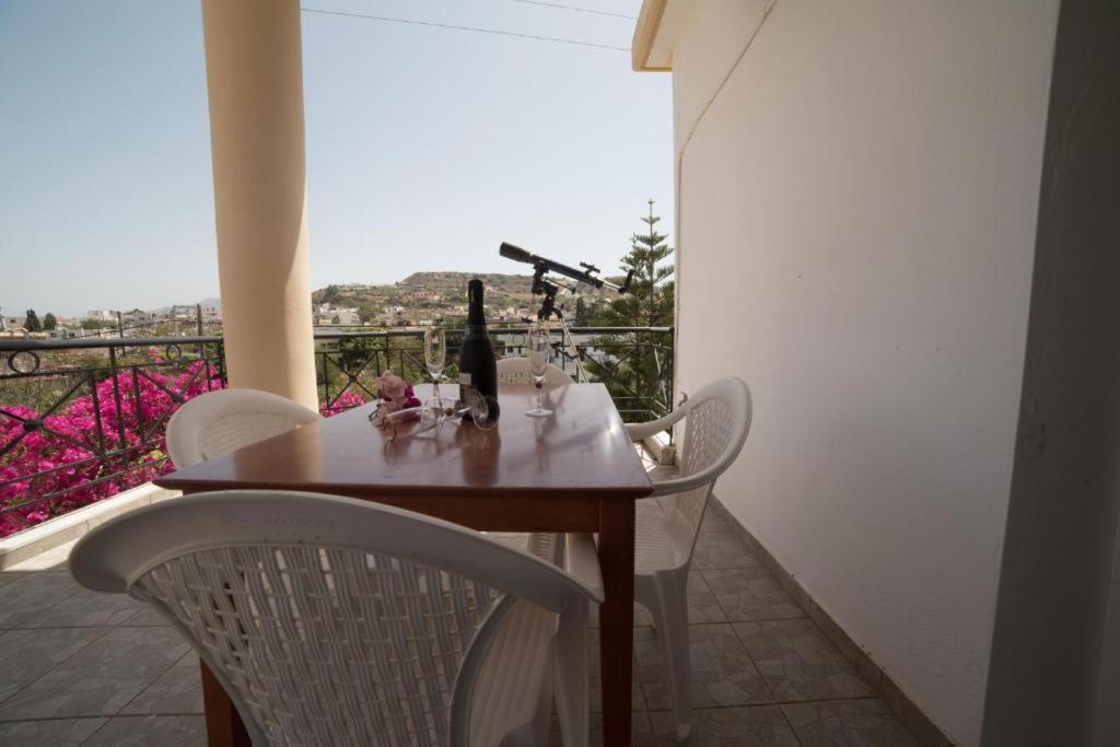 Bodikos Apartments 皮特斯迪亚 外观 照片